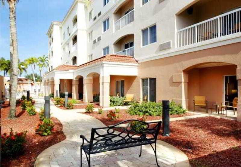 Courtyard By Marriott West Palm Beach Airport Exterior foto